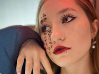 camslut showing pussy MistyColacone