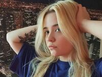 chat room webcam picture MonnieMoniz