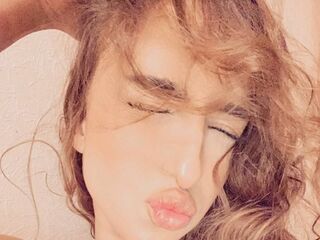 free webcam picture MyraRidler