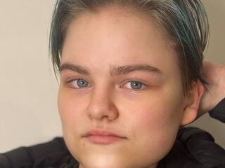 free online chat NilaPerine