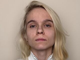 fingering girl PoulaShade