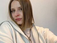 camslut fingering shaved pussy RebeccaBellore