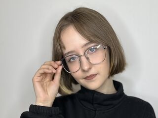 hot girl webcam photo ReginiaHolbein