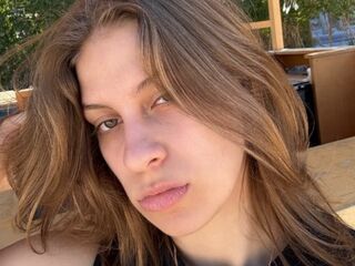 naked webcamgirl video RhiannonLinko