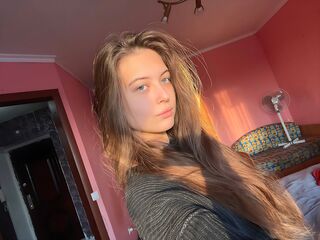 cam girl playing with dildo RosaWalkiry