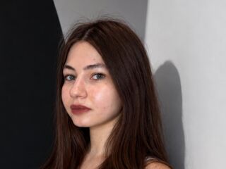 sex web cam chat room RoselynSvatek