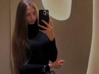 webcam strip tease show RoxanneSpector