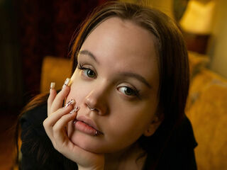 sexy webcam girl SarandaRyan