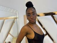 camgirl pic SelenaHadid