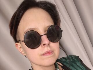 webcam babe chatroom ShaunteBarranco