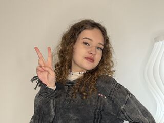 strip show SherikaMantony