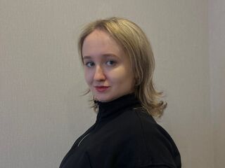 camwhore photo SuzannKernes