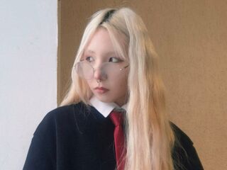 hot webcam TheaMicali