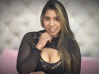 naked camgirl masturbating with vibrator ValeryLiv