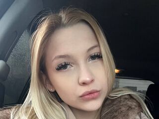cam slut chat room VeronicaBarks