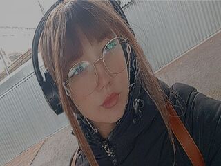 naked girl with webcam masturbating with dildo WillettaBoldul