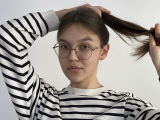 fingering webcam girl WondaTon